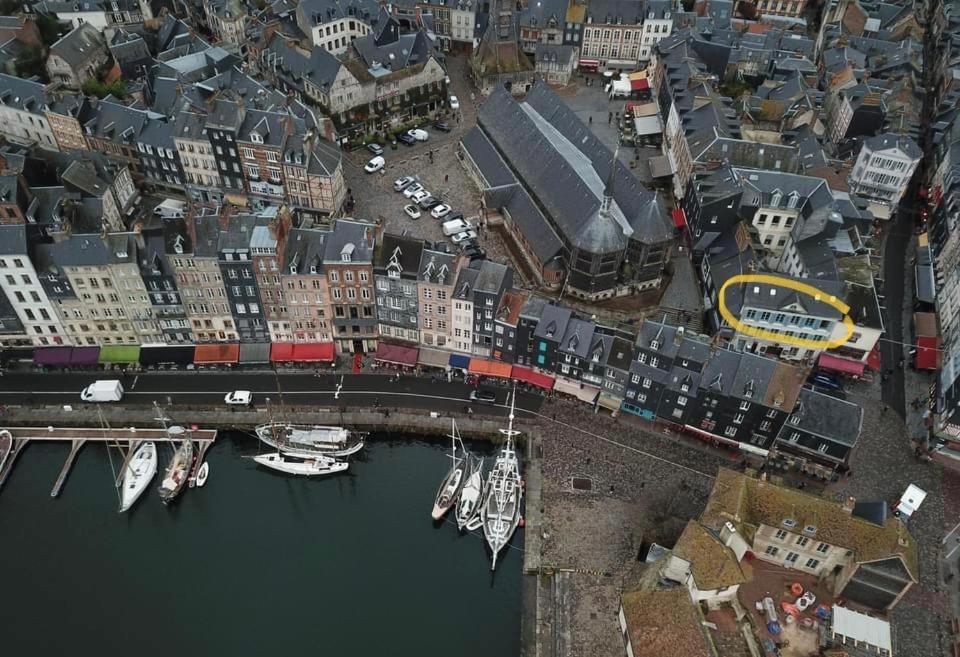 Apartamento La Loge Des Artistes Honfleur Exterior foto