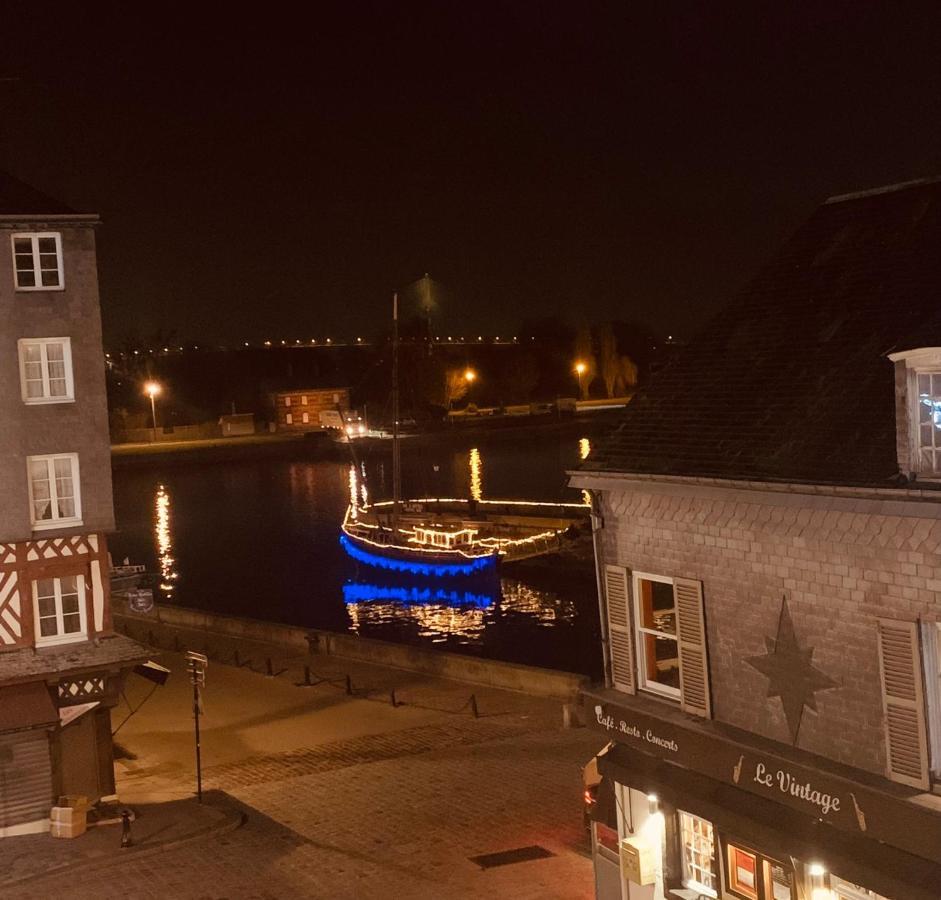 Apartamento La Loge Des Artistes Honfleur Exterior foto